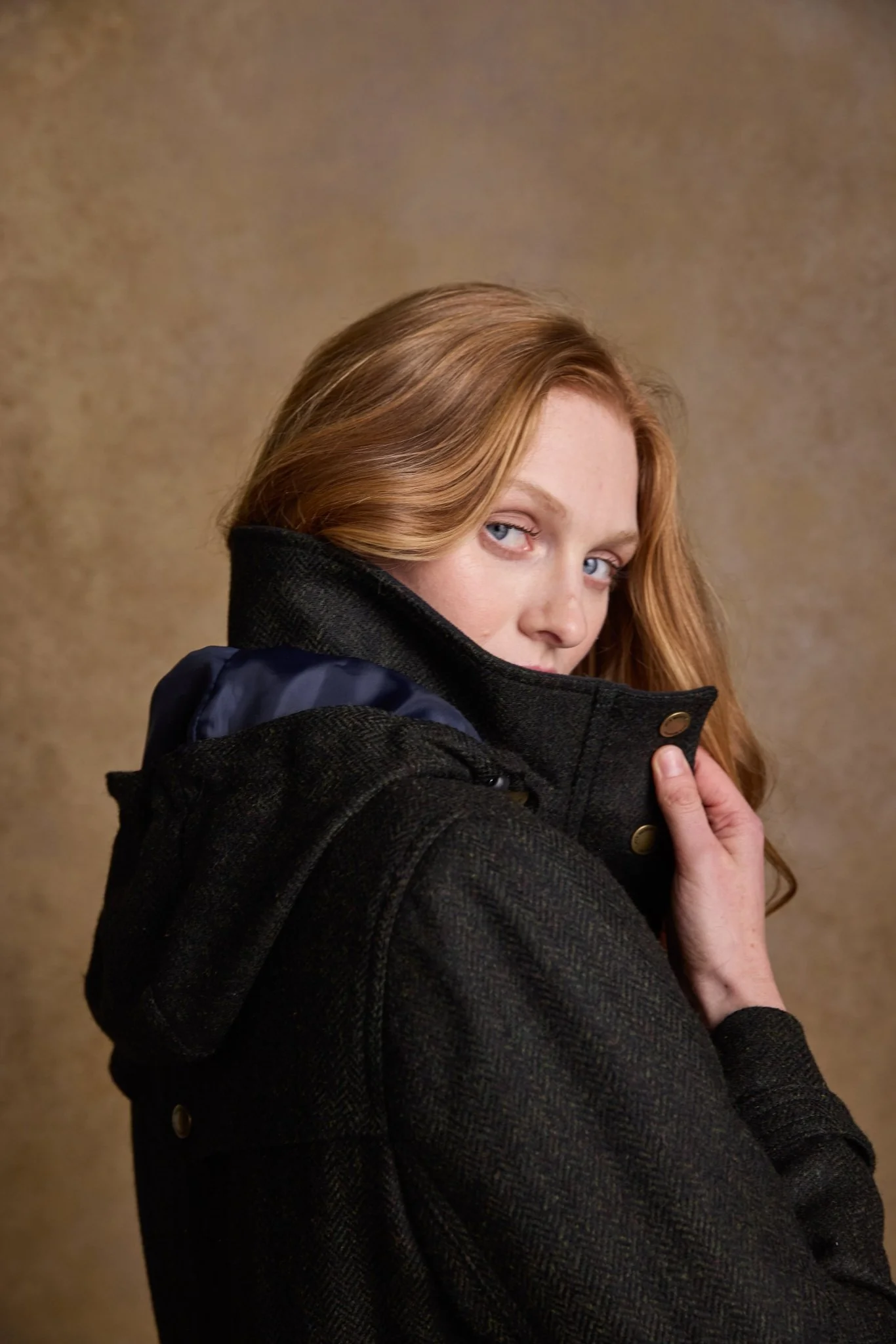 Abbie Tweed Coat - Deep Green Herringbone - Image 5
