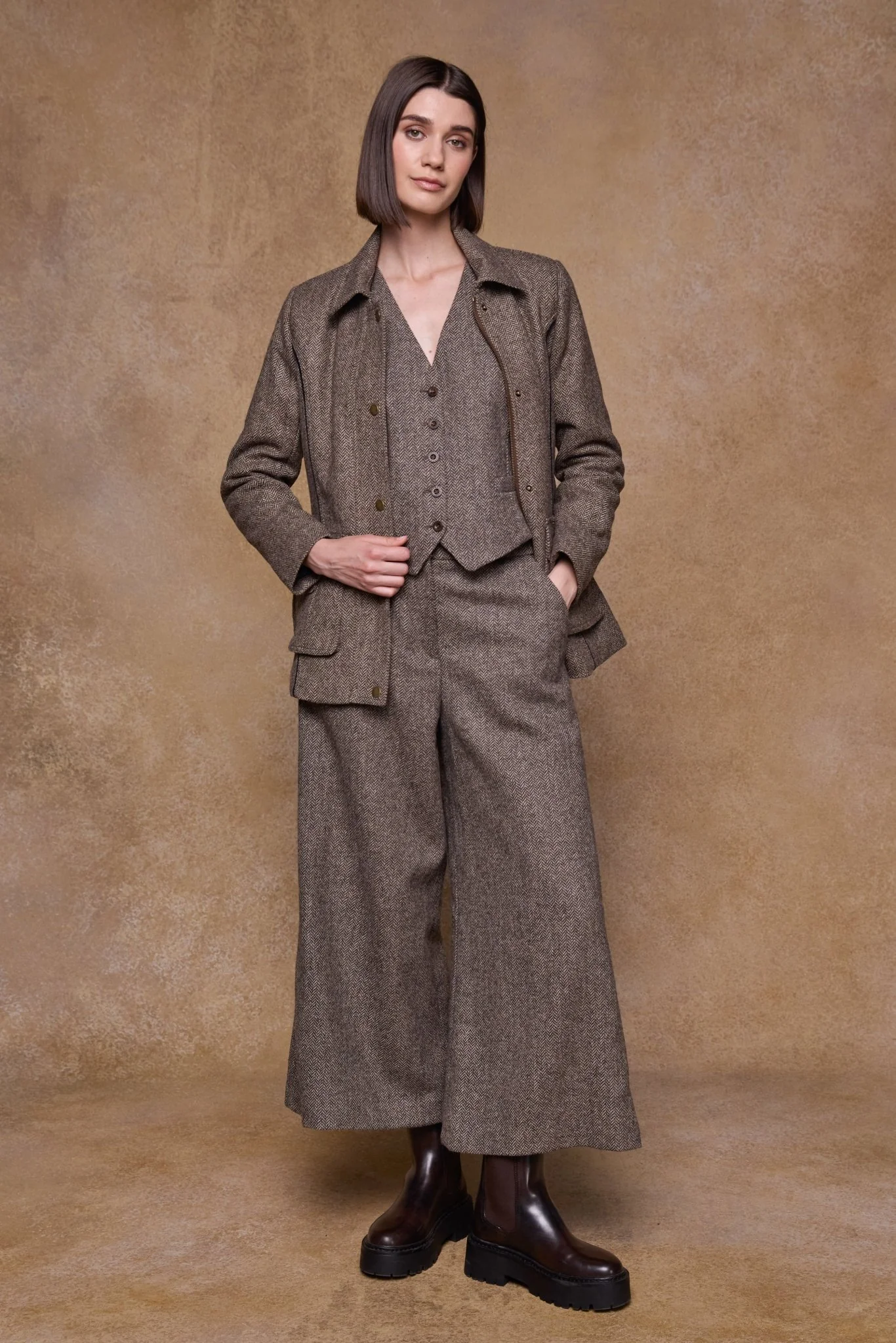 Aine Tweed Jacket - Light Tan Herringbone - Image 6