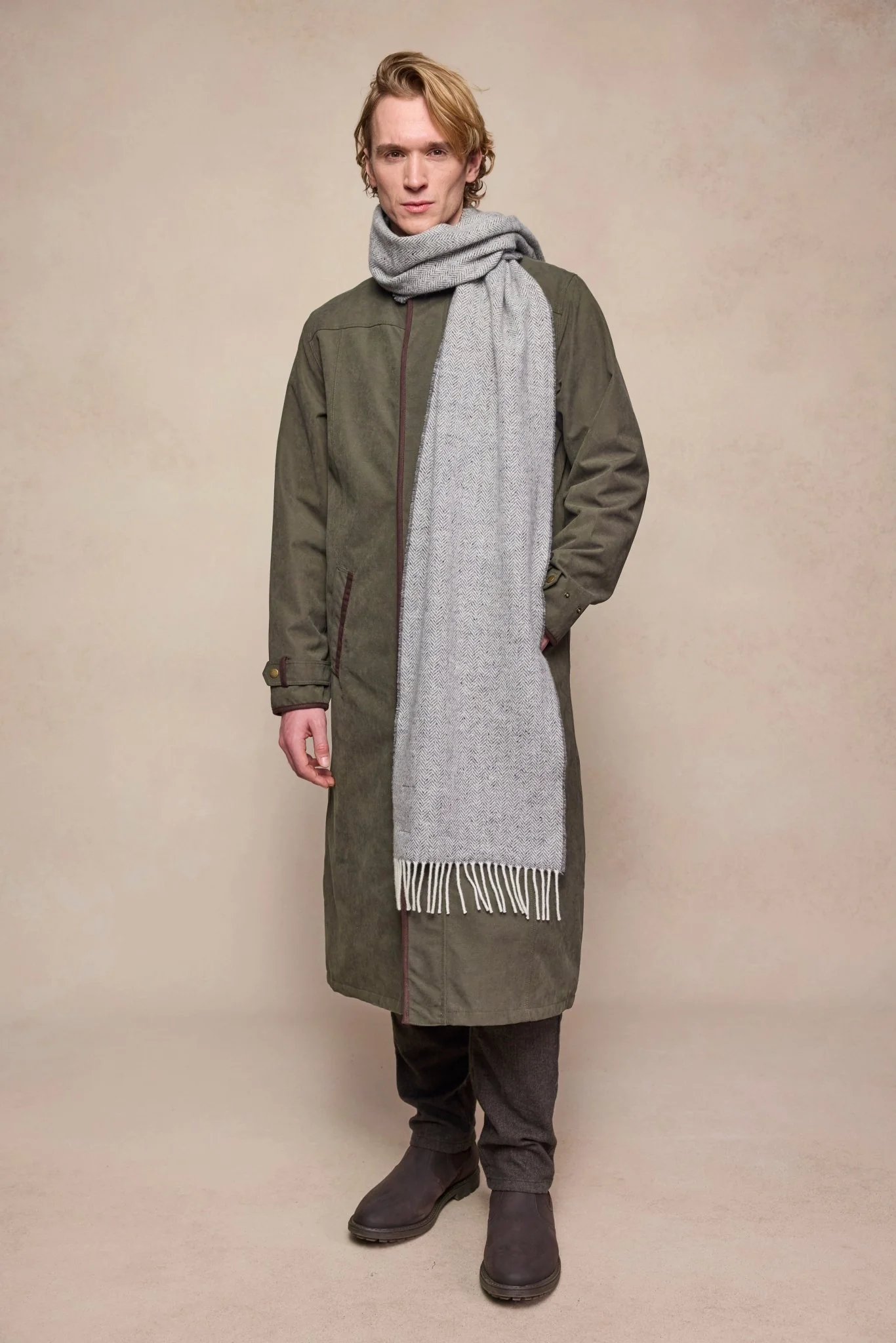 Billy Wool Scarf - Soft Grey - Image 2