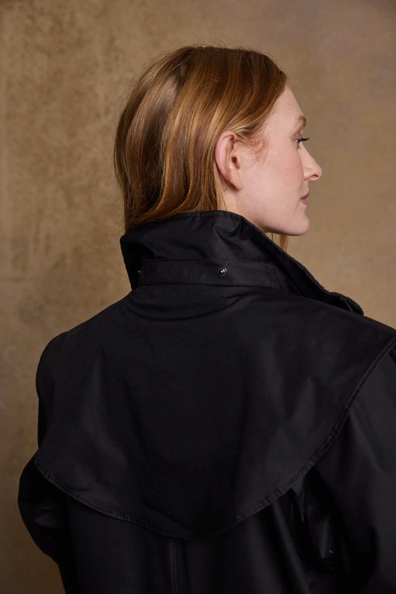 Cotswold Waterproof Jacket - Black - Image 7