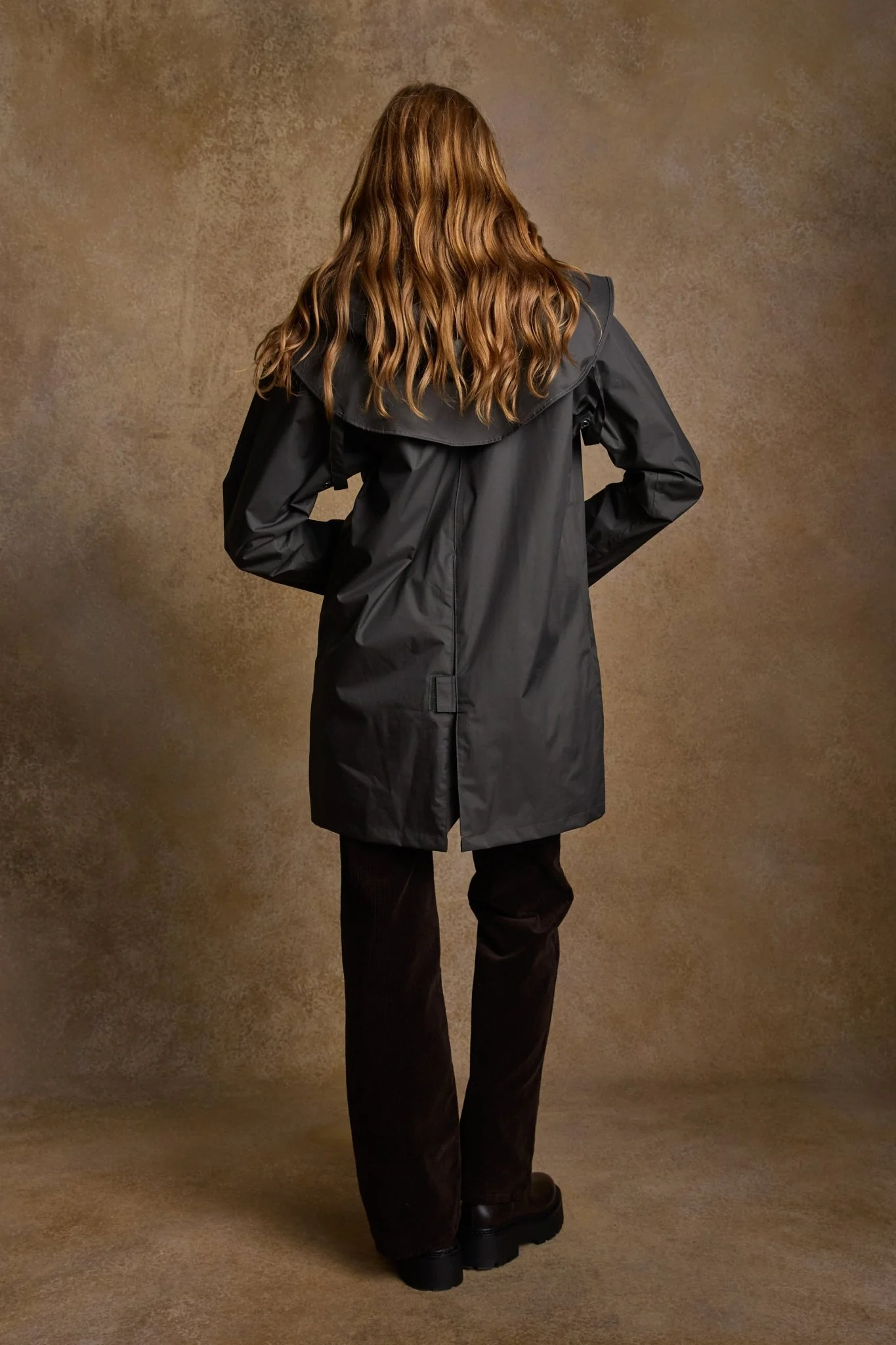 Cotswold Waterproof Jacket - Olive - Image 10