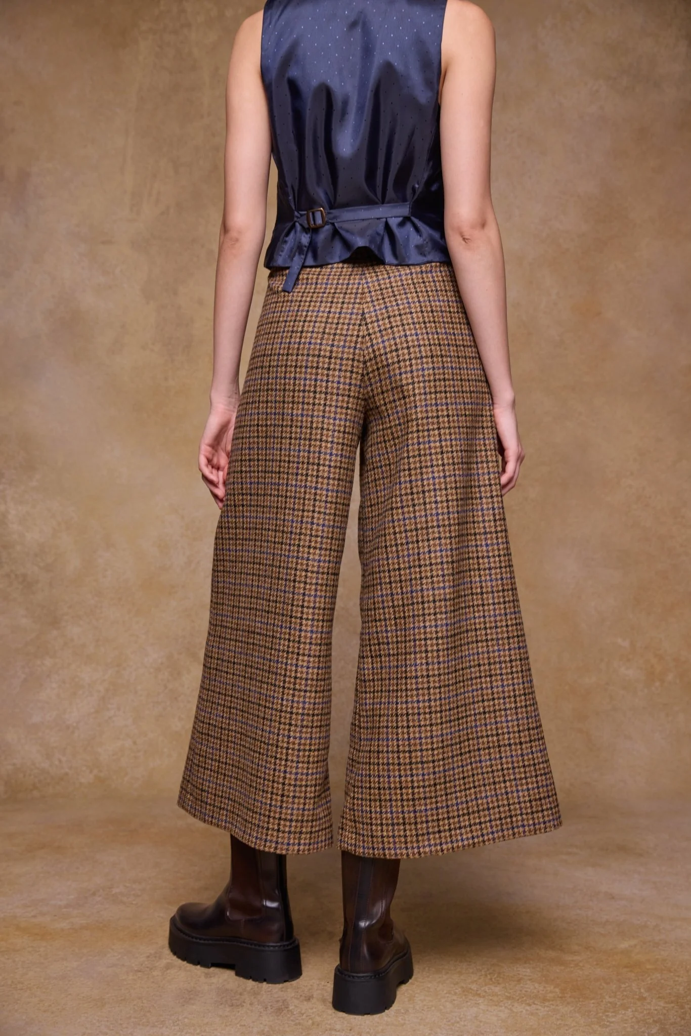 Enya Tweed Culottes - Blue Driftwood Check - Image 9