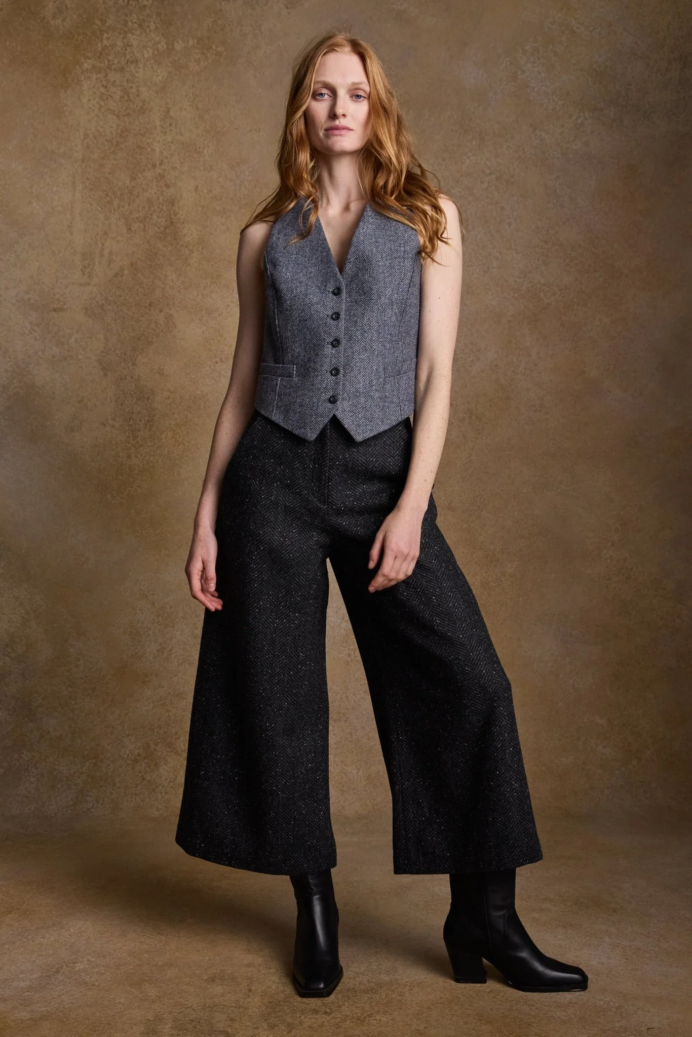 Enya Tweed Culottes - Donegal Grey Herringbone - Image 6
