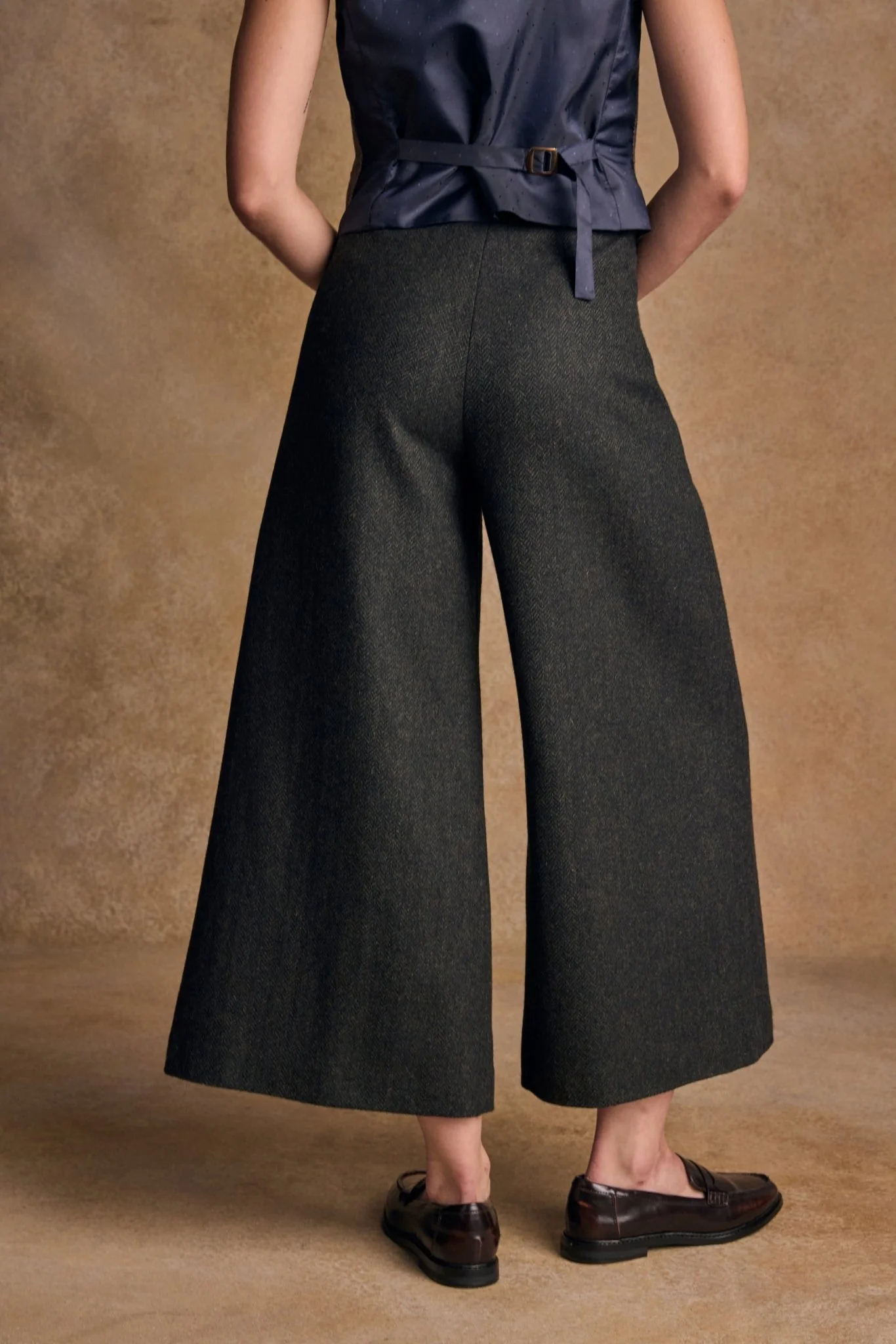 Enya Tweed Culottes - Green Herringbone - Image 7