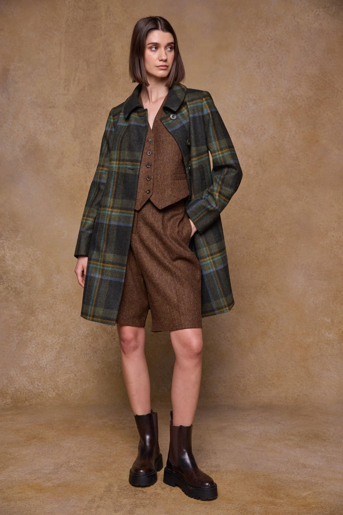 Heidi Tweed Waistcoat - Chestnut Herringbone - Image 5