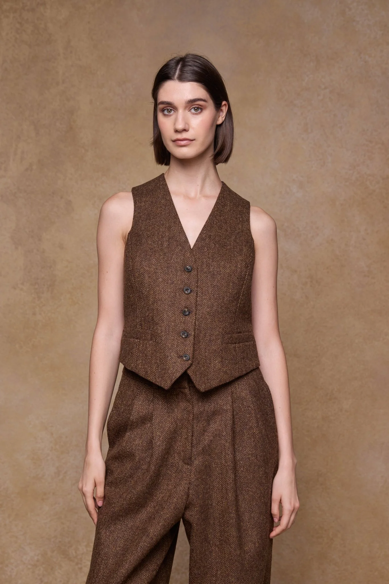 Heidi Tweed Waistcoat - Chestnut Herringbone - Image 9