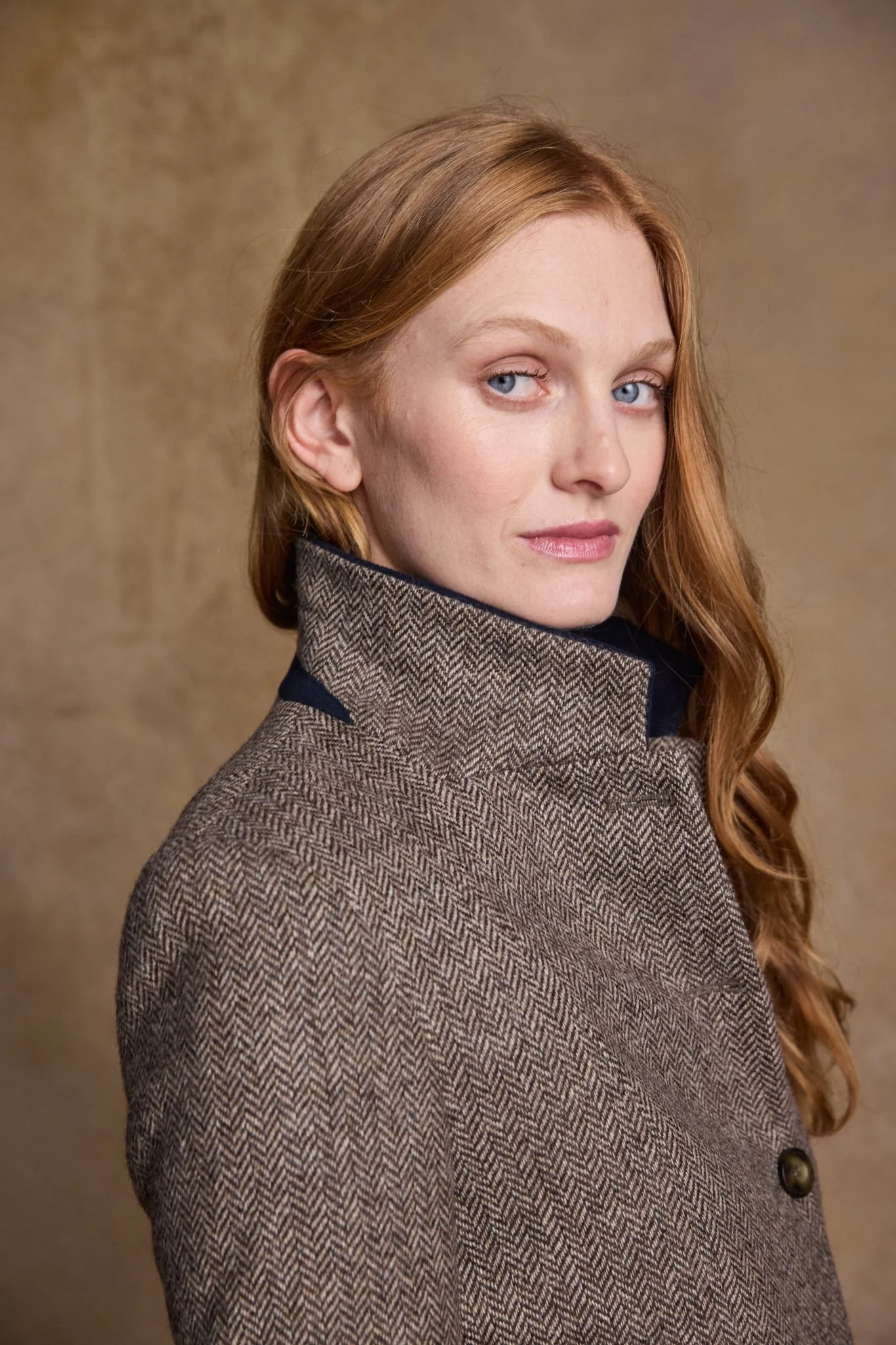 Isabella Tweed Coat - Light Tan Herringbone - Image 3