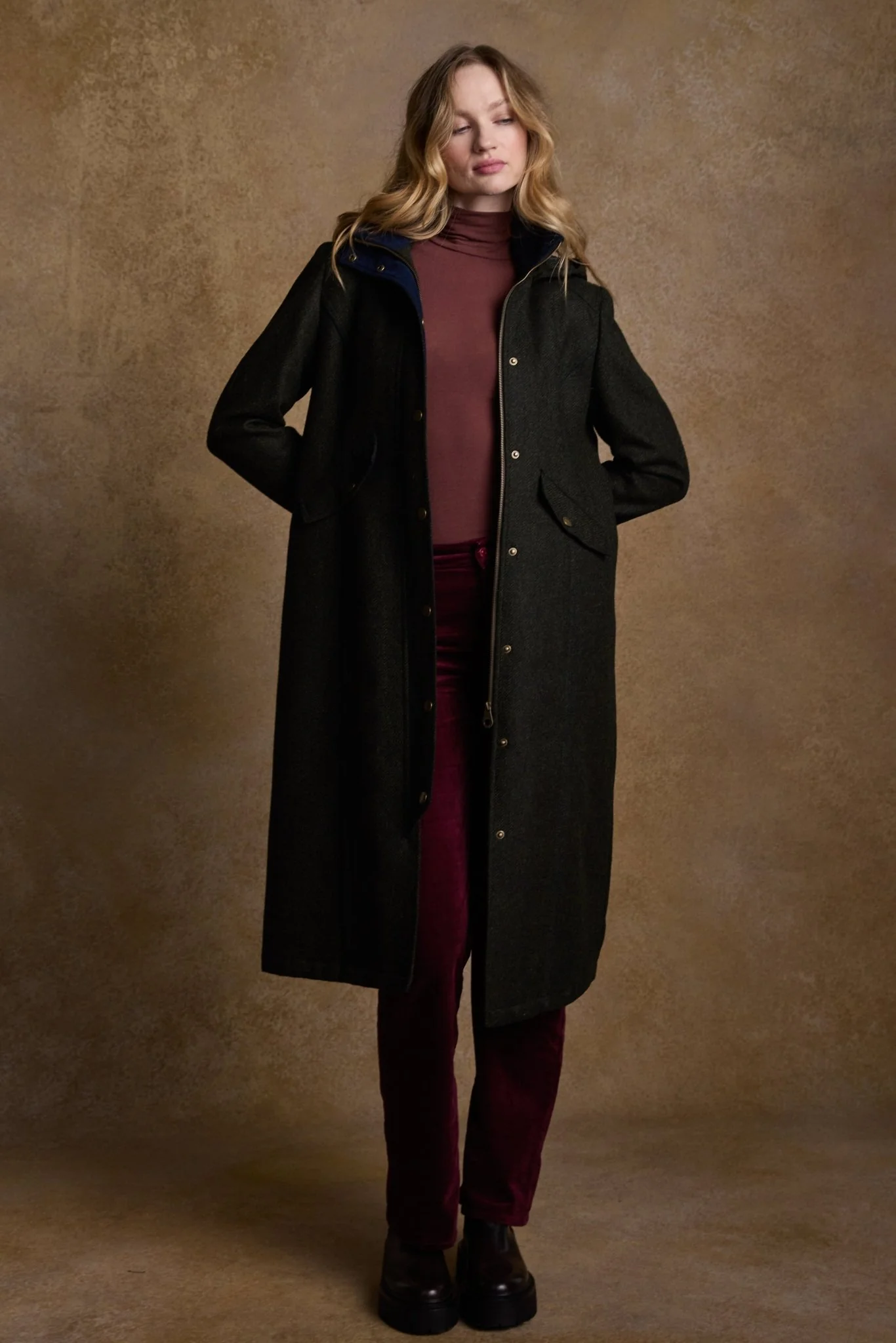 Julia Long Tweed Coat - Deep Green Herringbone - Image 3