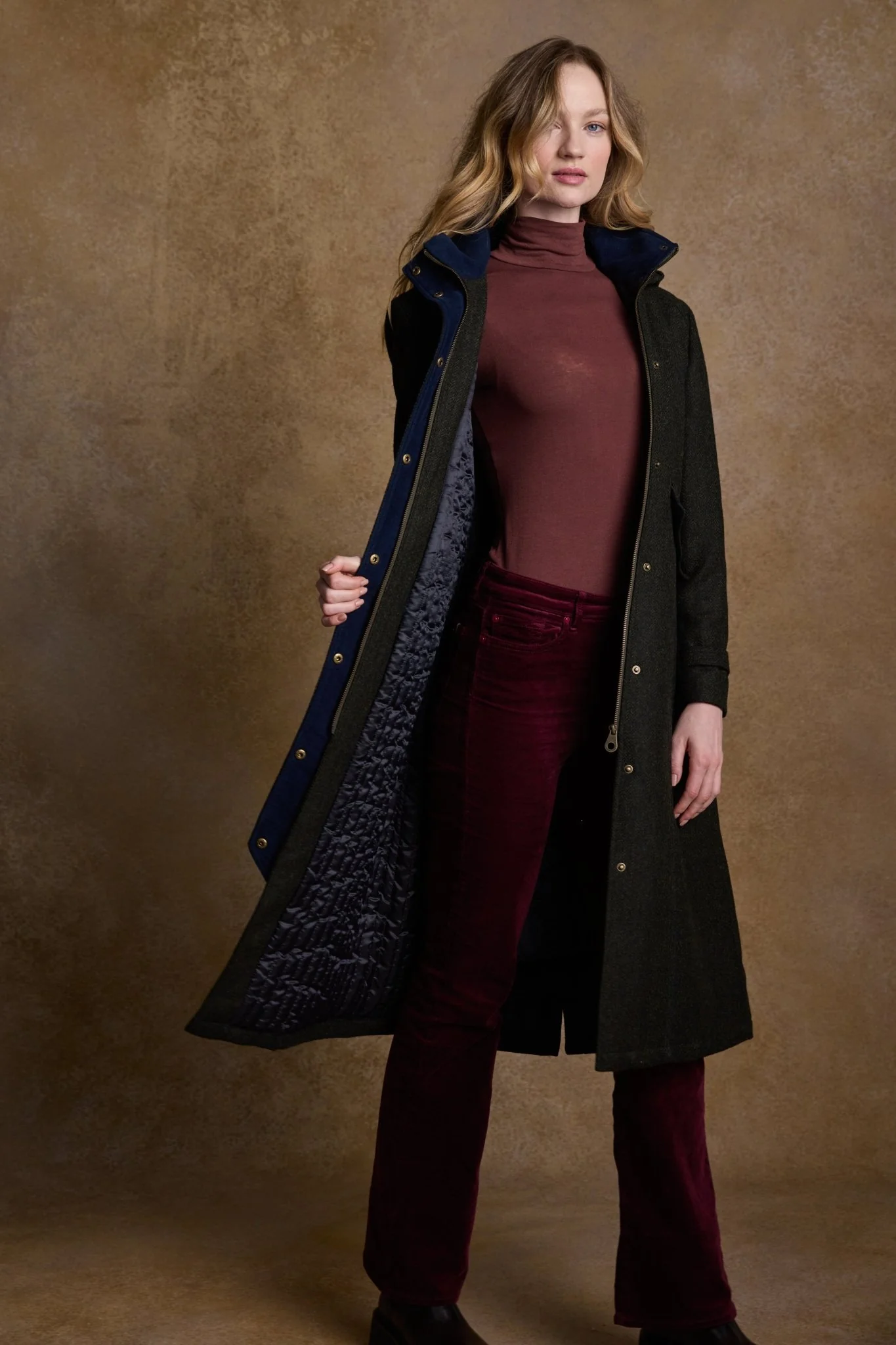 Julia Long Tweed Coat - Deep Green Herringbone - Image 4