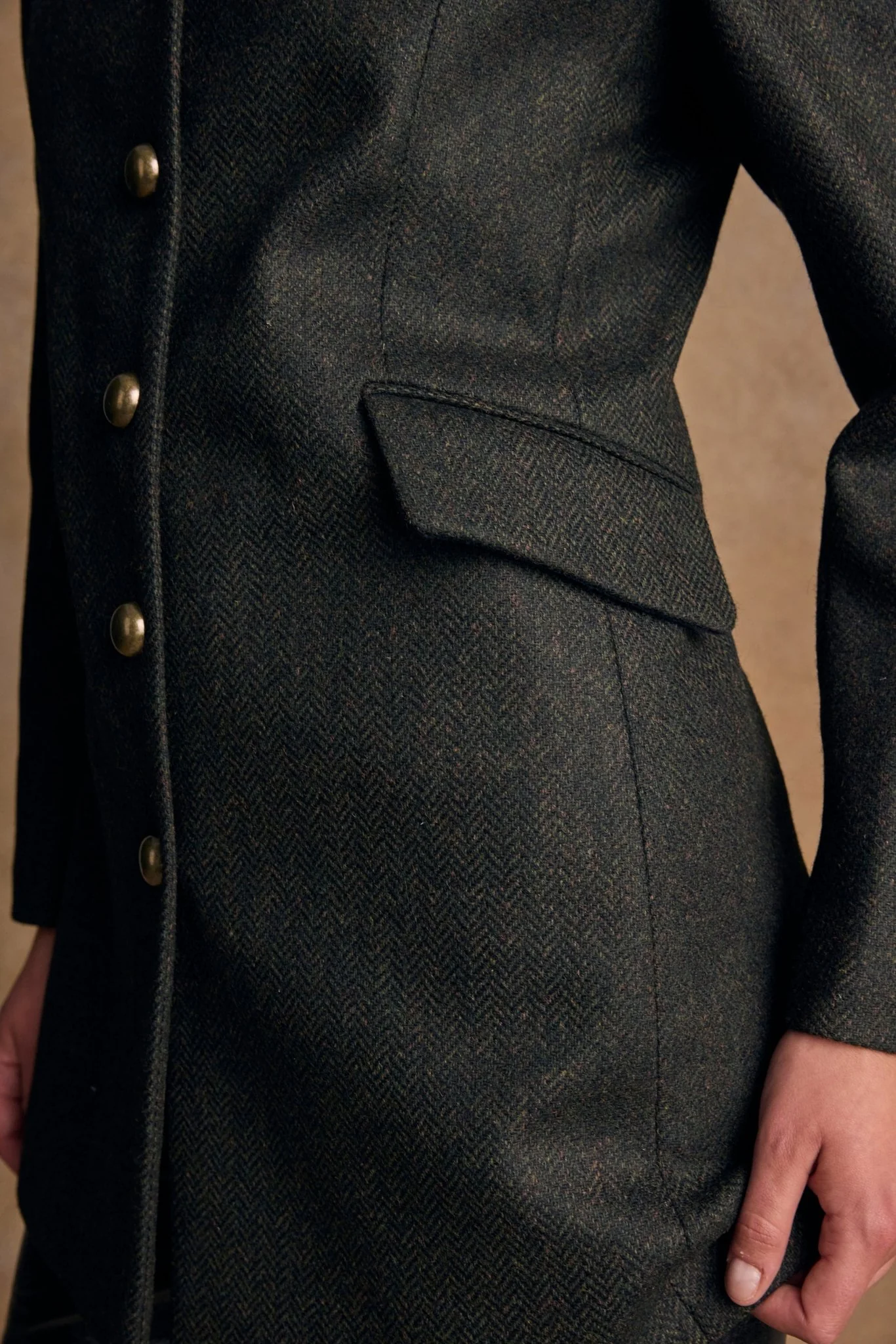 Lynn Tweed Coat - Deep Green Herringbone - Image 5