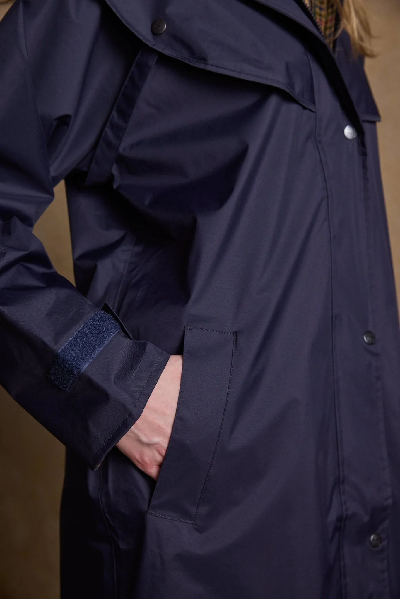 Malvern Waterproof Coat - Navy - Image 10