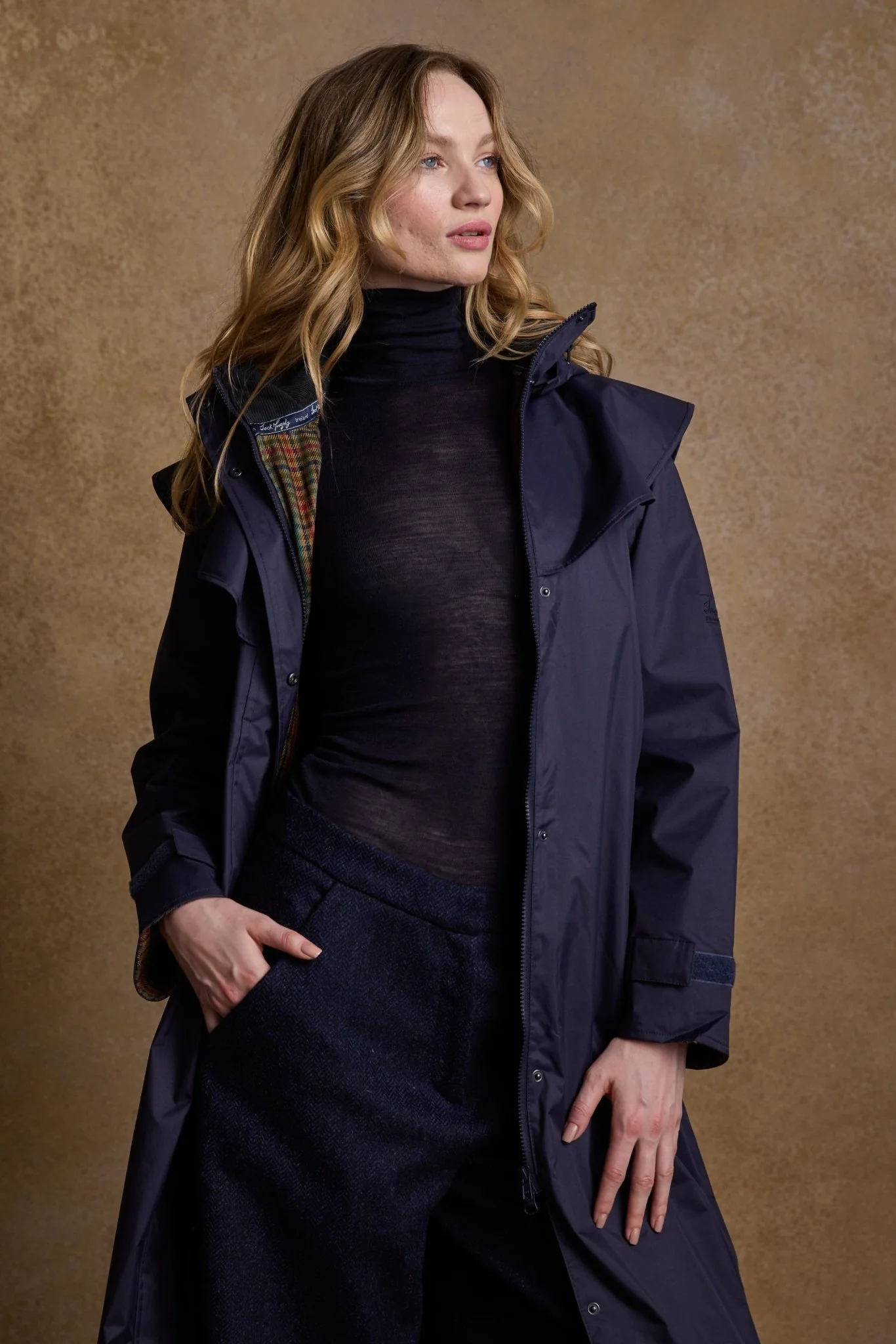 Malvern Waterproof Coat - Navy - Image 11
