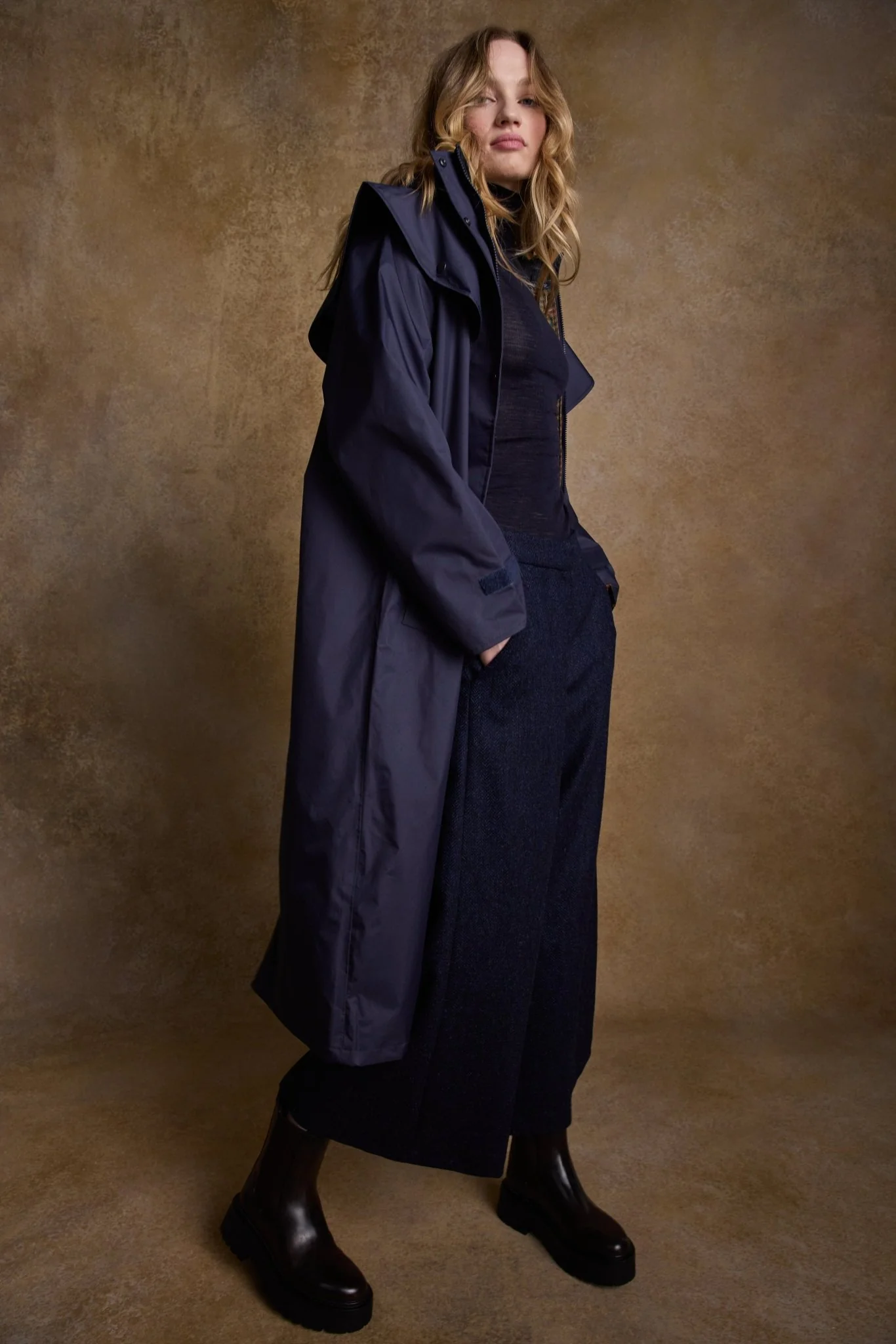 Malvern Waterproof Coat - Navy - Image 7