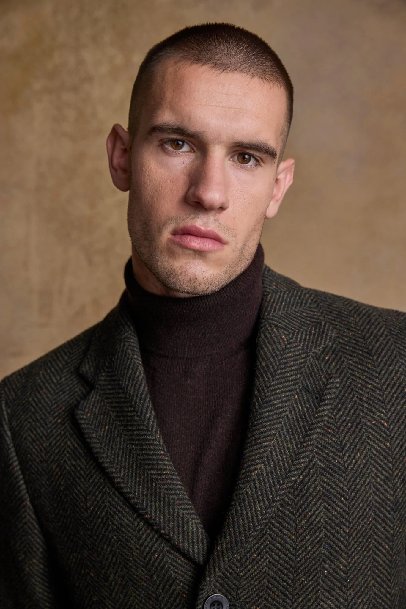 Owen Tweed Coat - Donegal Pine Herringbone - Image 9