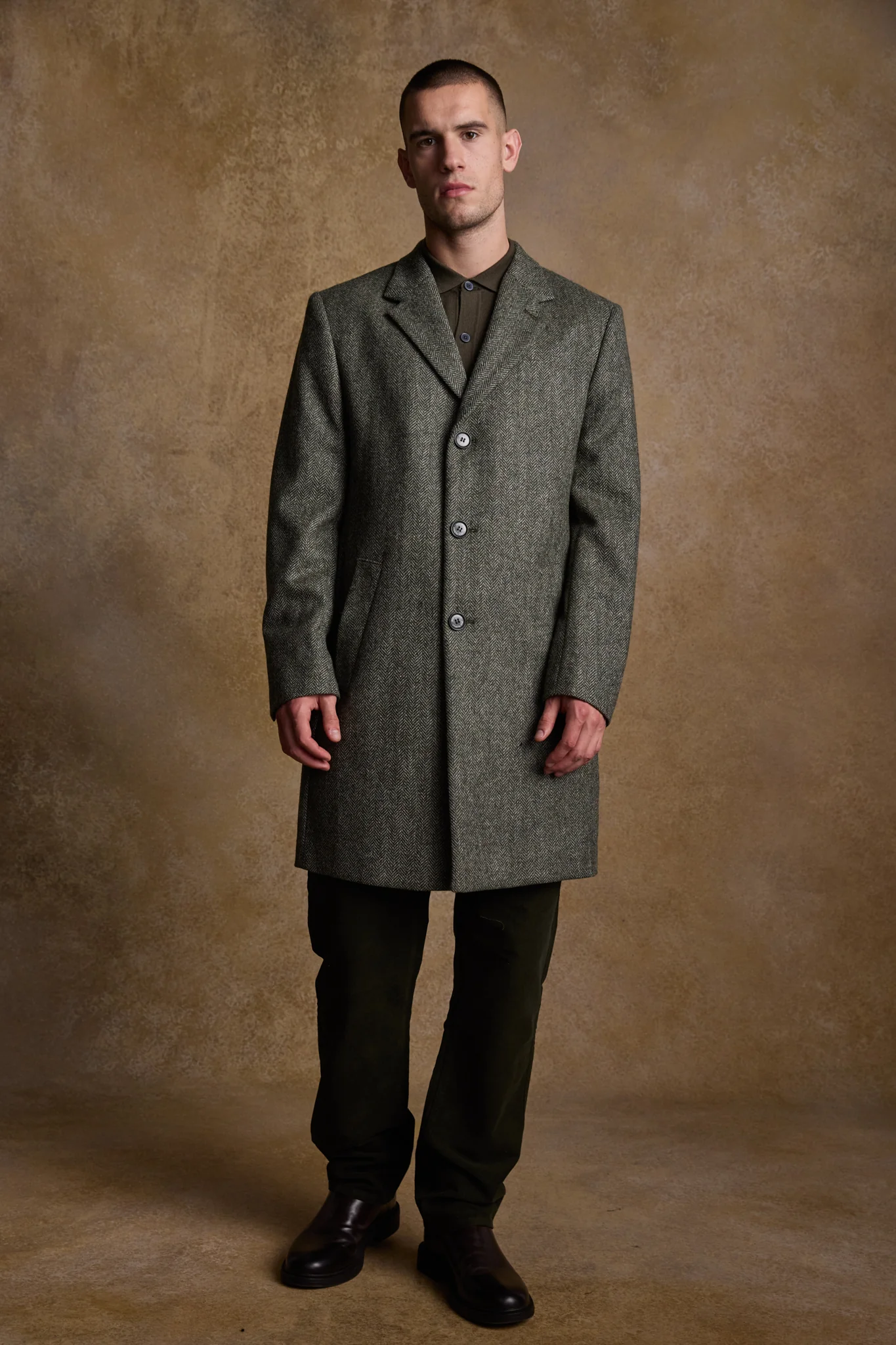 Owen Tweed Coat - Olive Herringbone - Image 4