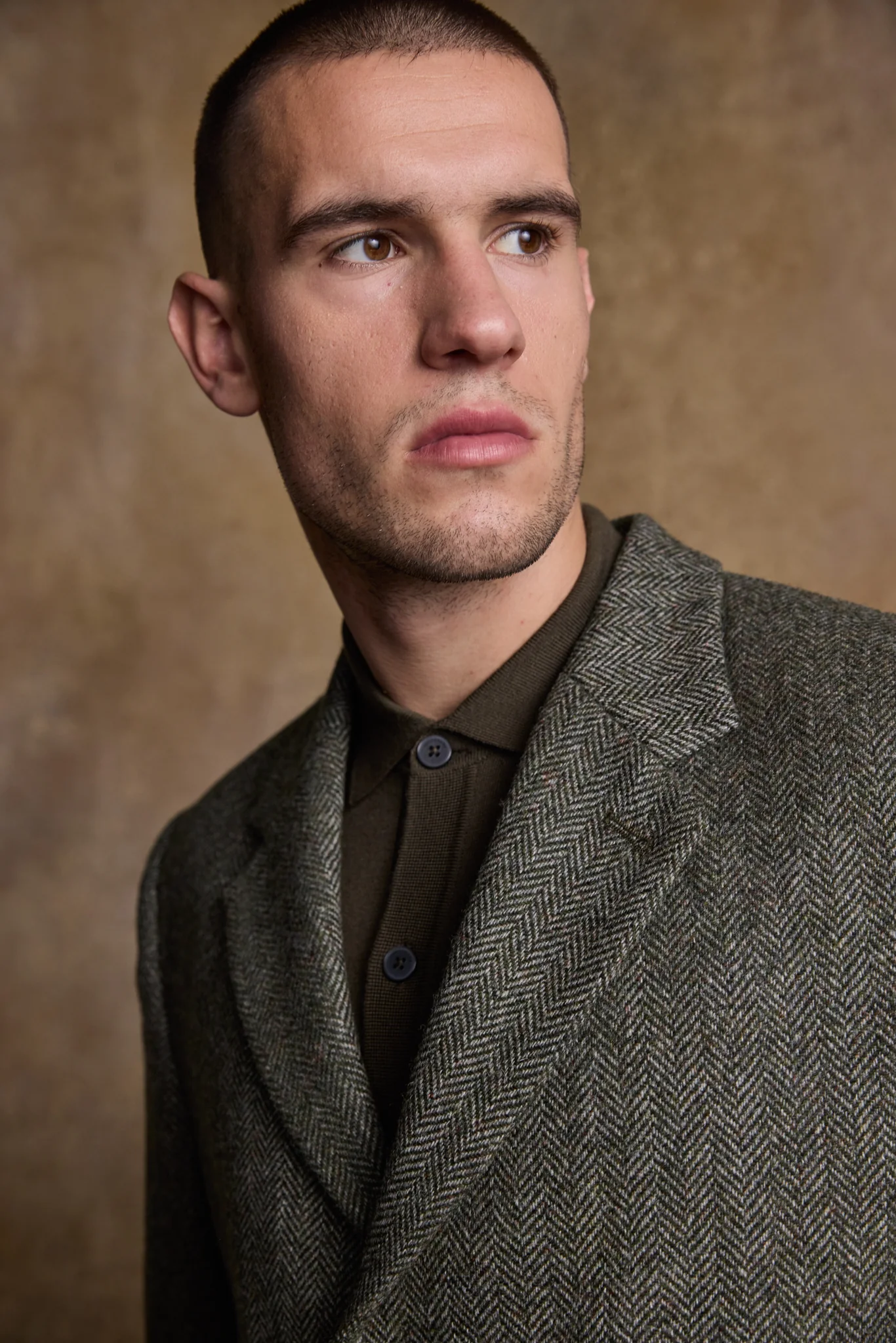 Owen Tweed Coat - Olive Herringbone - Image 6