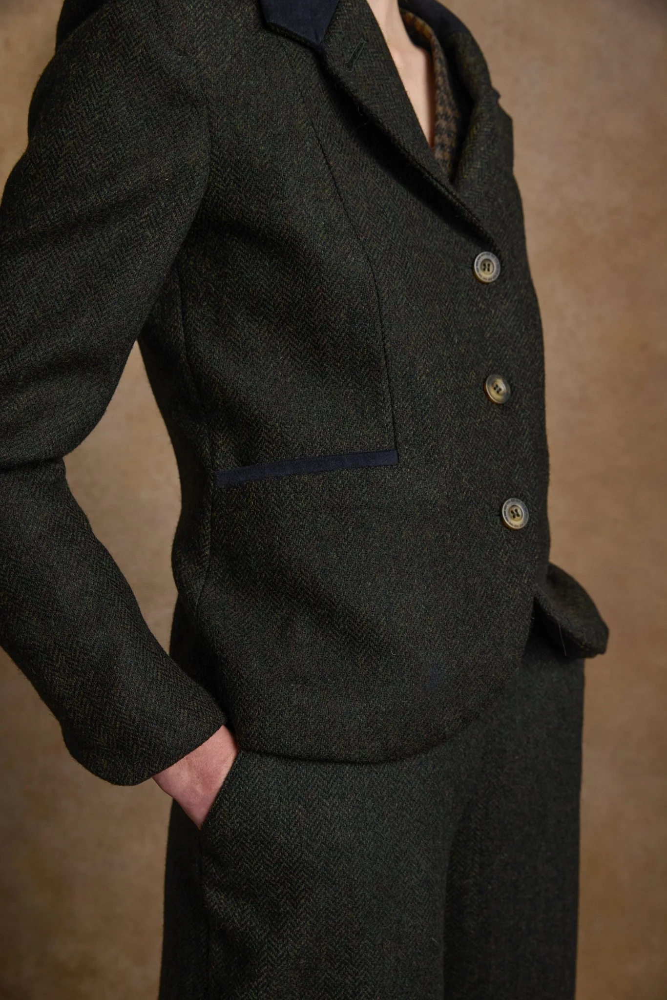 Sasha Tweed Jacket - Green Herringbone - Image 9