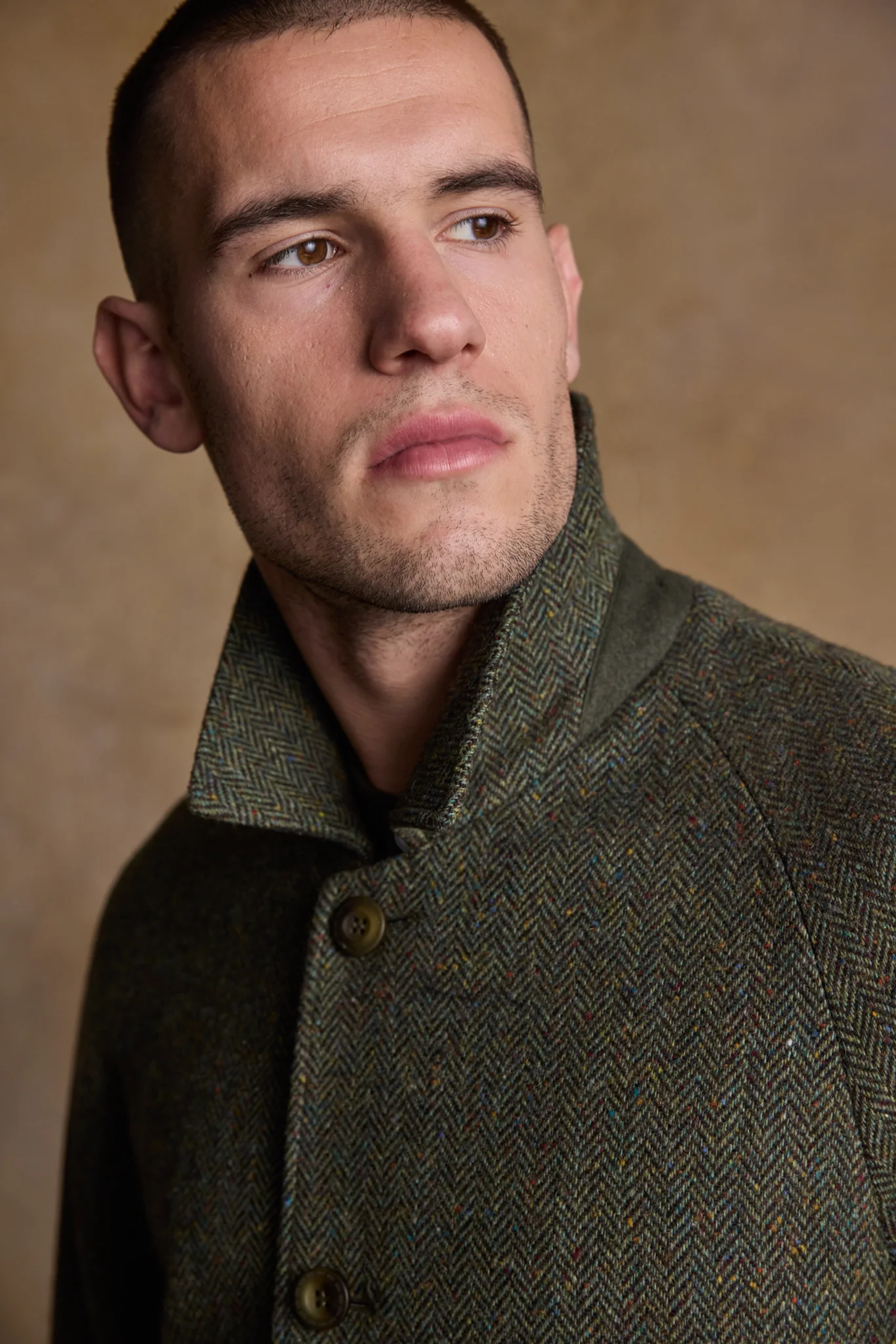 Sean Tweed Coat - Donegal Moss Herringbone - Image 4
