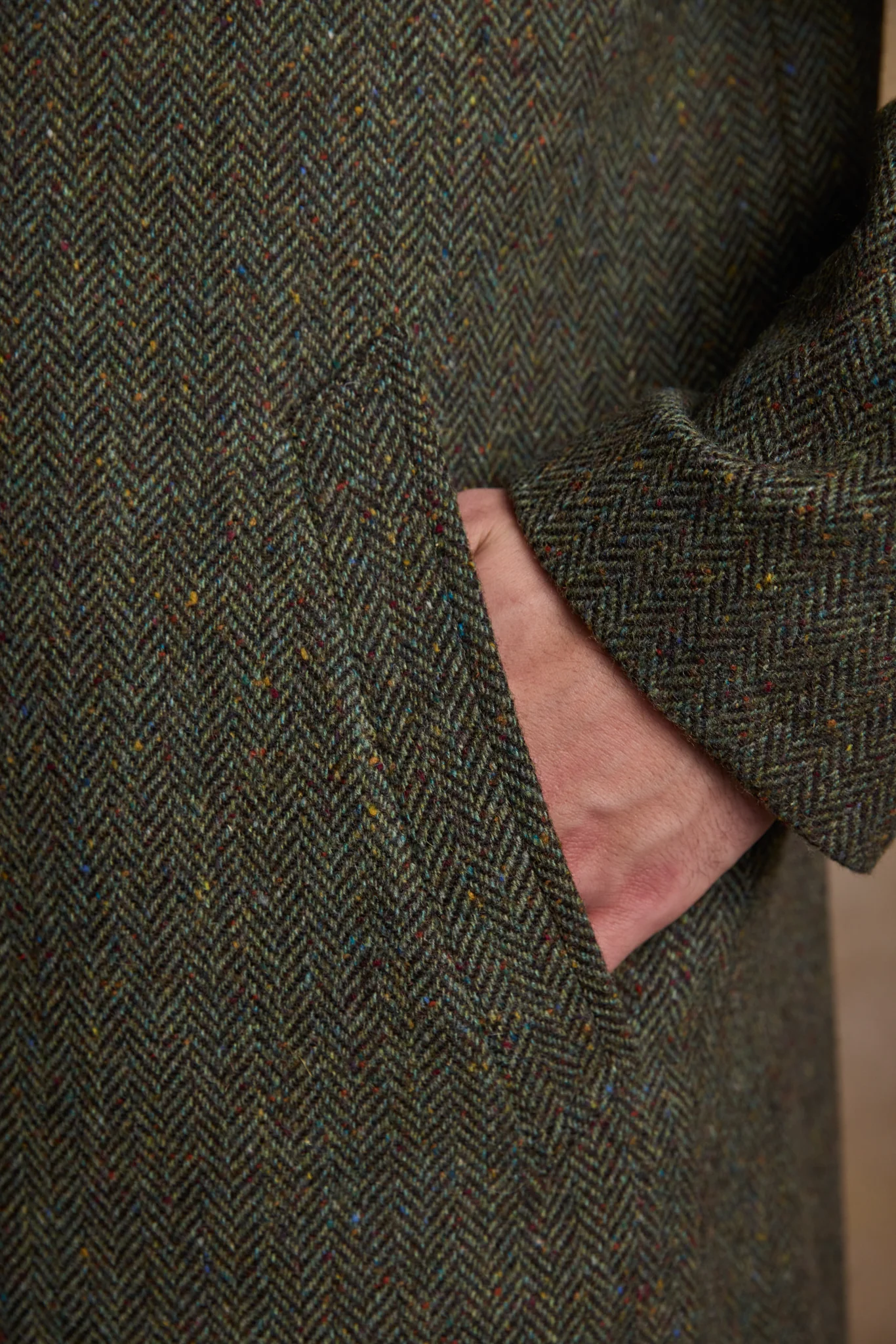 Sean Tweed Coat - Donegal Moss Herringbone - Image 9
