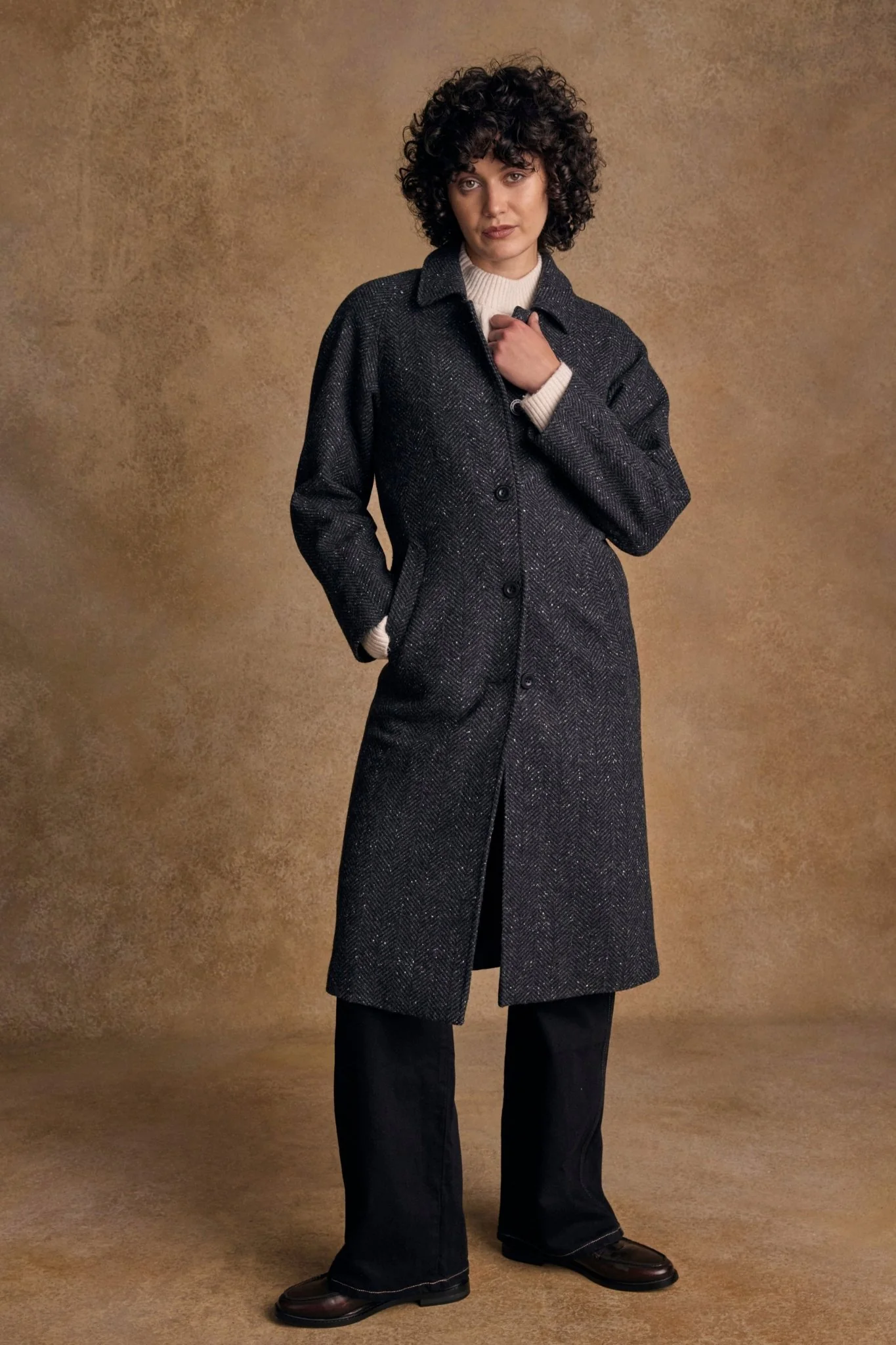 Shauna Tweed Coat - Donegal Grey Herringbone - Image 8