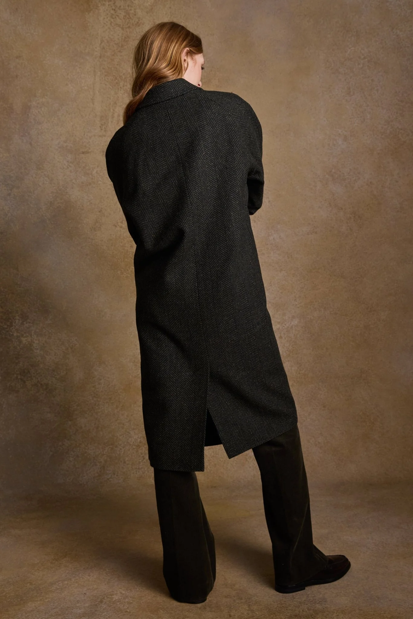 Shauna Tweed Coat - Donegal Pine Herringbone - Image 12