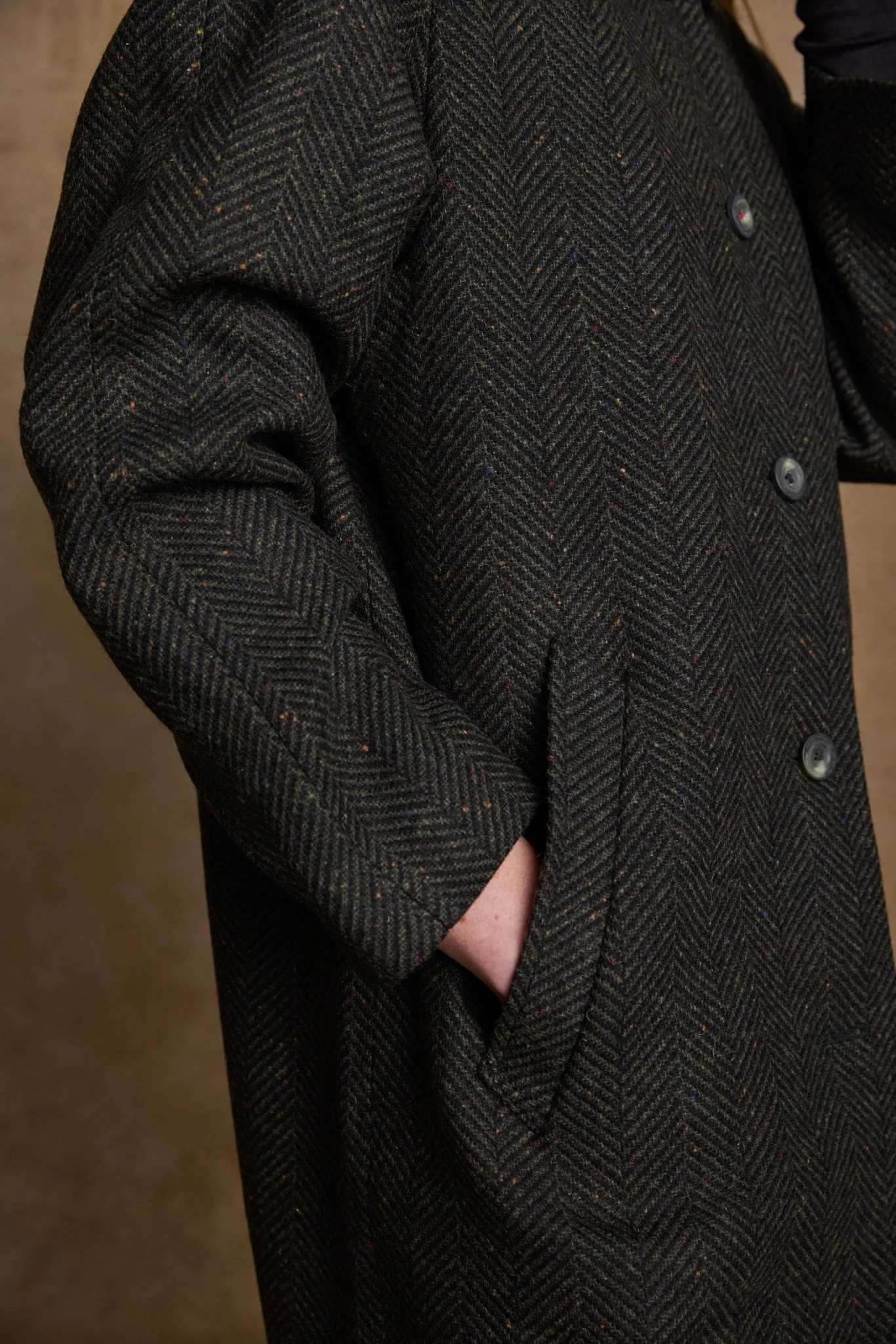 Shauna Tweed Coat - Donegal Pine Herringbone - Image 6