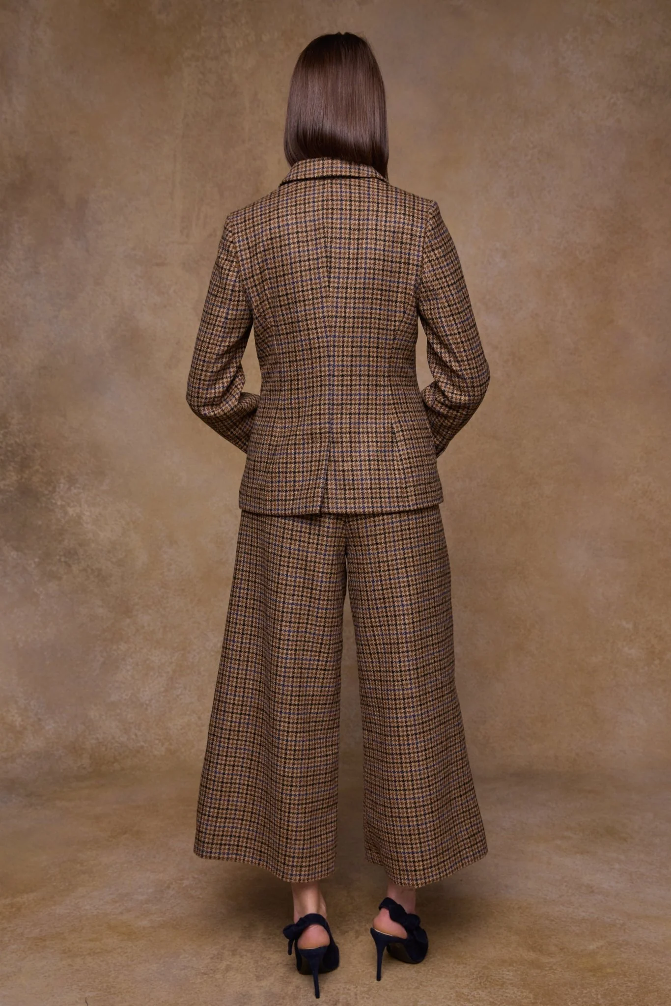 Tara Tweed Hacking Jacket - Blue Driftwood Check - Image 11