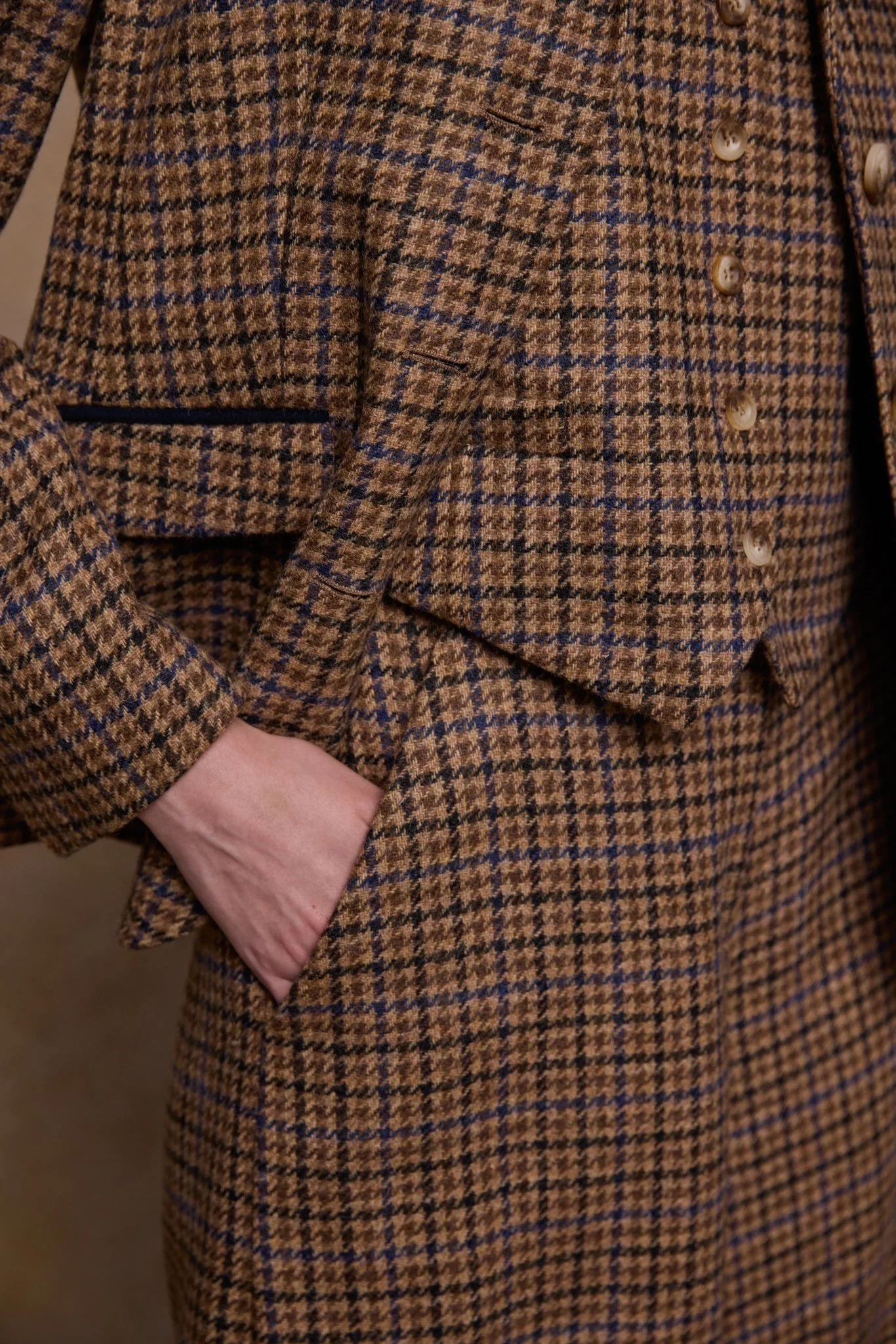 Tara Tweed Hacking Jacket - Blue Driftwood Check - Image 7