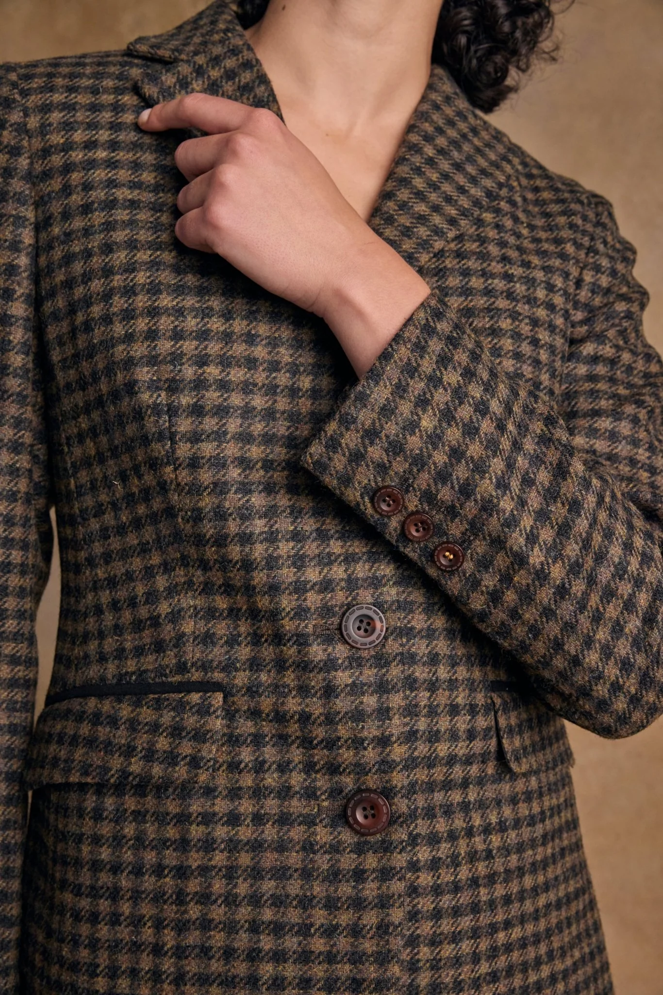 Tara Tweed Hacking Jacket - Earth Check - Image 6
